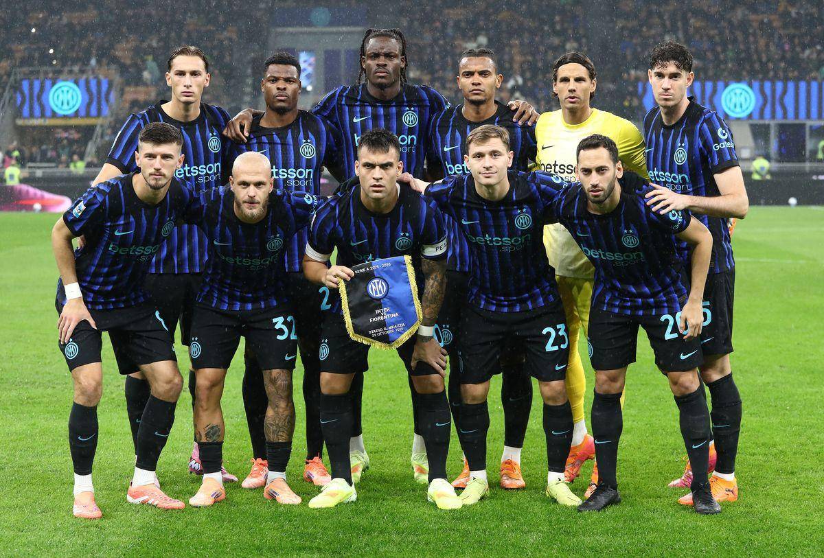 关于罗马客场-逼平AC米兰，双方平分秋色的信息