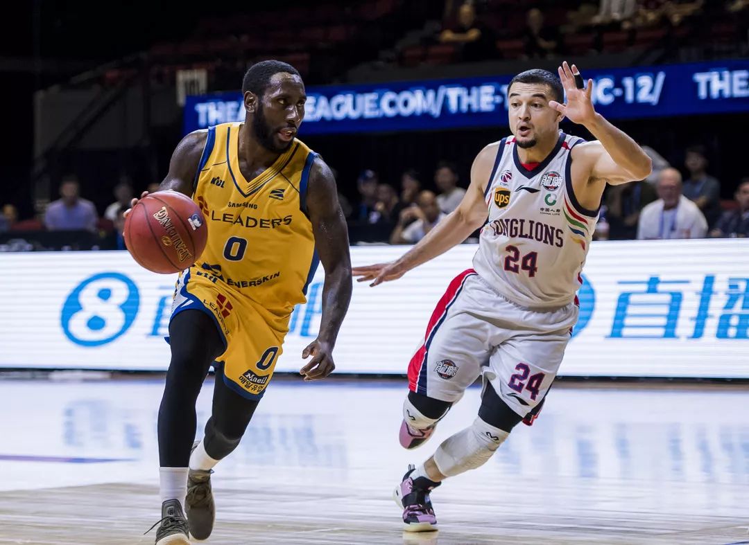 布里斯托城大胜对手，继续追击领先者(布里斯托尔城对阵北安普顿胜平负预测分析)